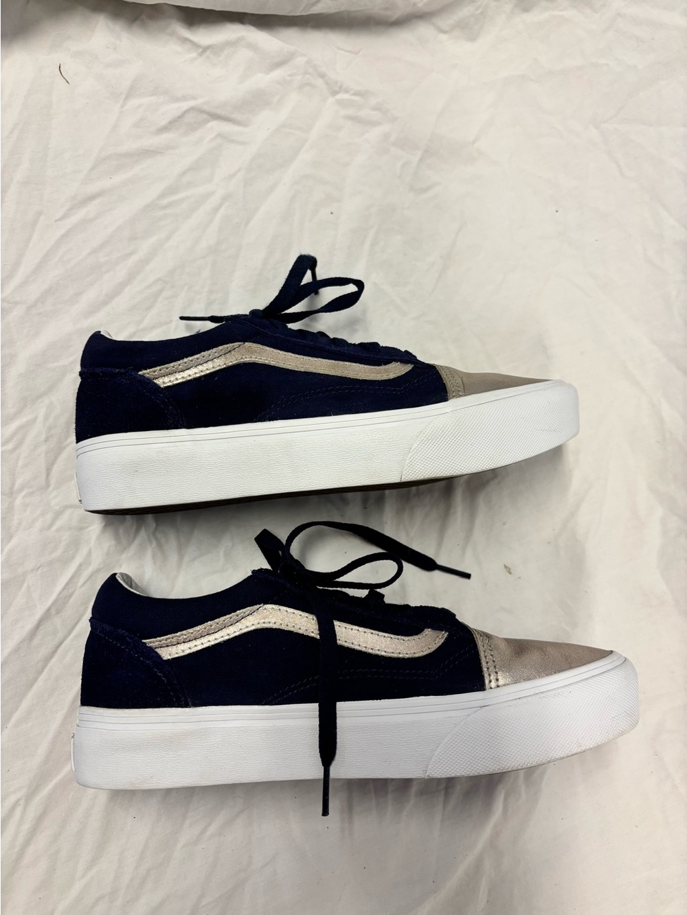 Vans Women's Navy and Metallic Silver Low-Top Skate Sneakers | Women’s Size 8.5